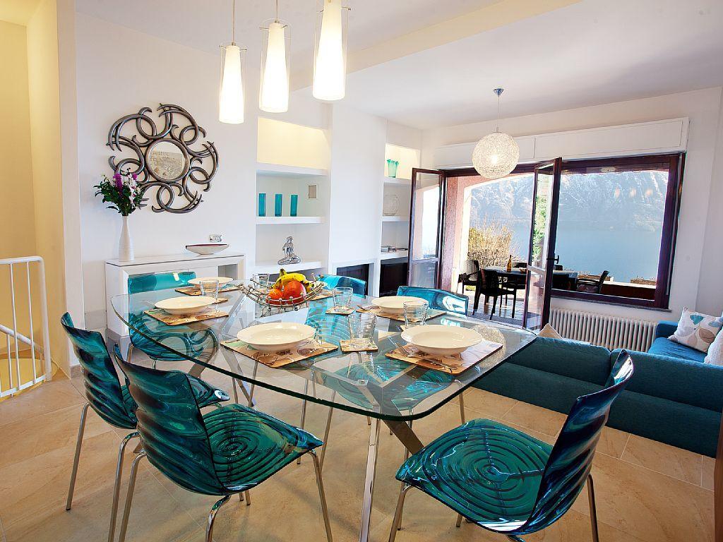 Apartment Bella Vista In Mezzegra With Pool Sleeps 6- By Italian Apartments Exterior photo